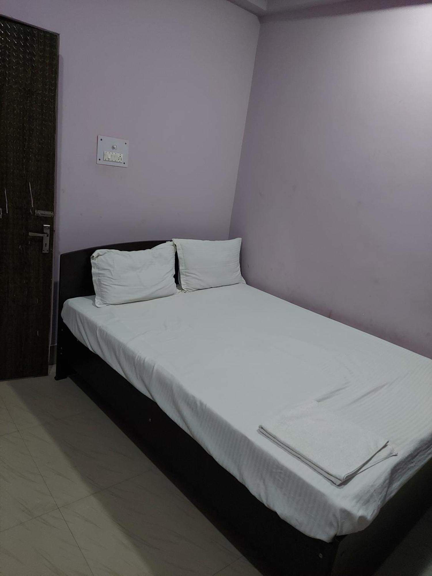 Raison Hotel Jamshedpur Exterior photo