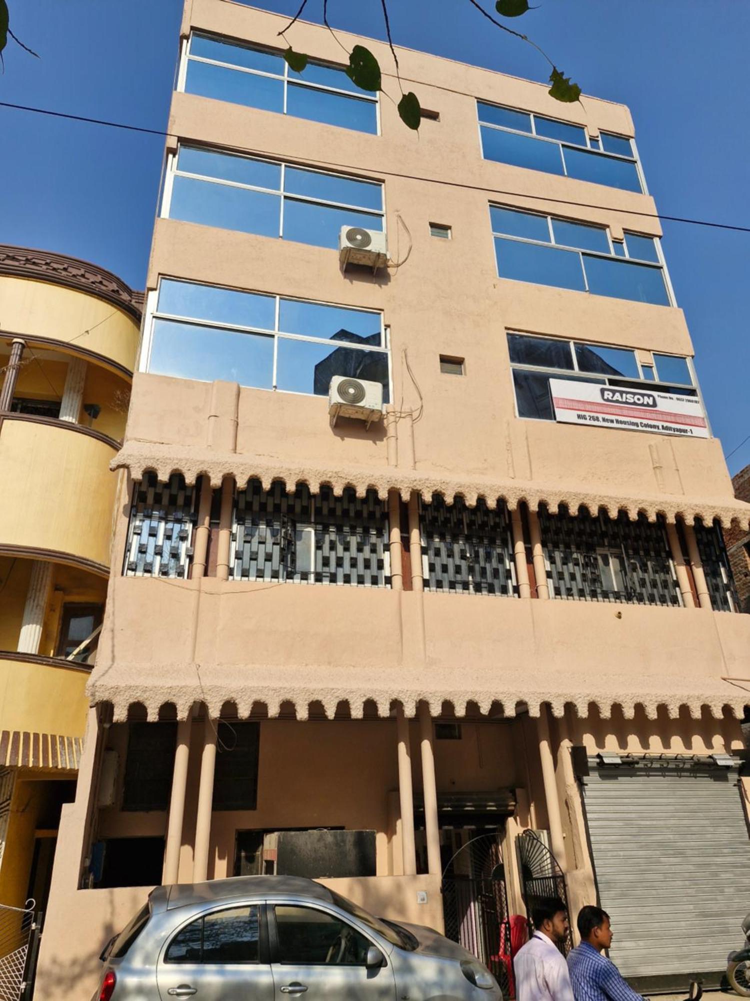 Raison Hotel Jamshedpur Exterior photo